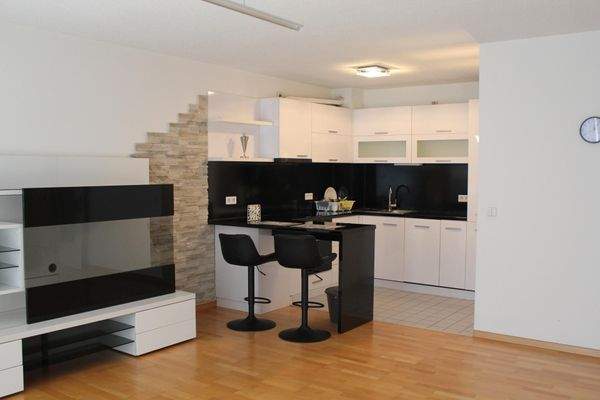 Wohnraum mit offener Küche