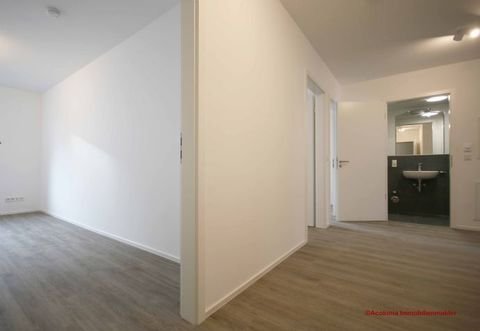 Blick von der Wohnungstür zu Zimmer A und Flur