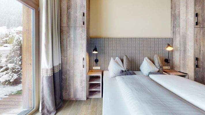 A1-Mountain-Spa-Residences-St-Anton-Bedroom 1.jpg