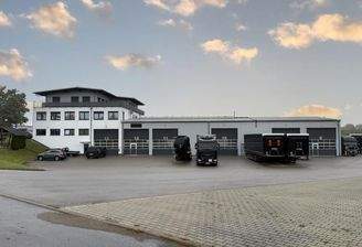 Hauptgebäudeansicht-Feld