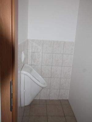 Herren-WC (insgesamt 2 Stück)