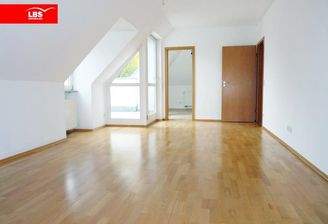 Wohnzimmer Beispiel Dachgeschosswohnung