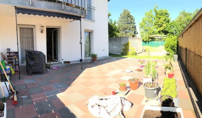 3-Zi.-ETW mit 45m² Terrasse und Garten