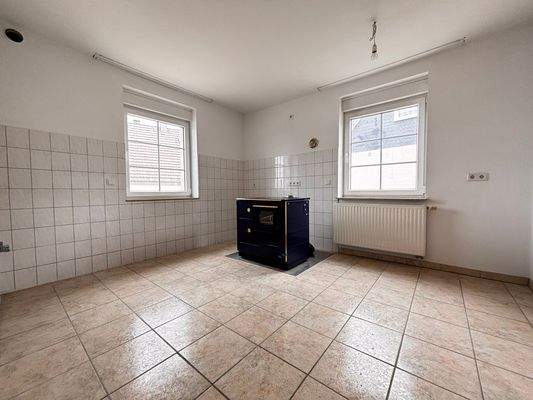 10 - Küche im Obergeschoss.JPEG