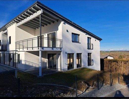 seitliche Hausansicht