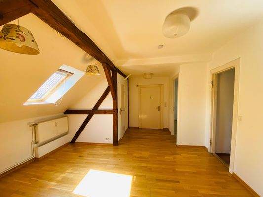 Eingangsbereich mit Essplatz