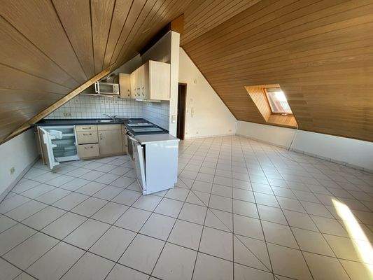 Küche Wohnen leer 2