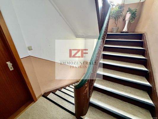 gepflegtes Treppenhaus