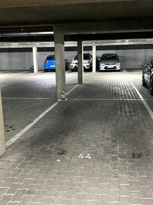 Tiefgaragenplatz
