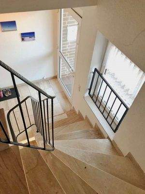 Treppenhaus Haus rechts