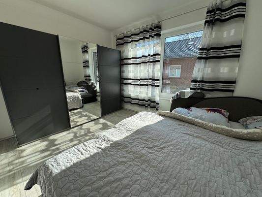 Schlafzimmer unten (2)