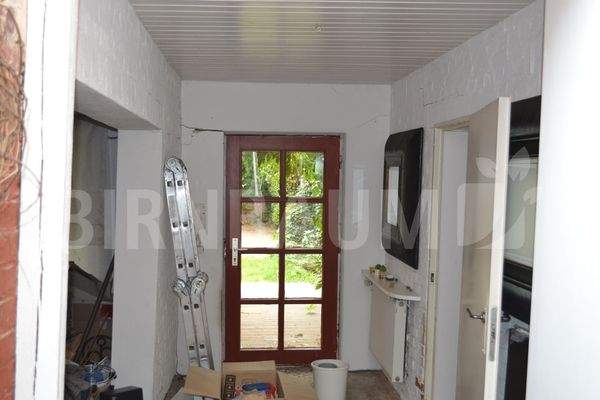 Treppe + Flur zum OG