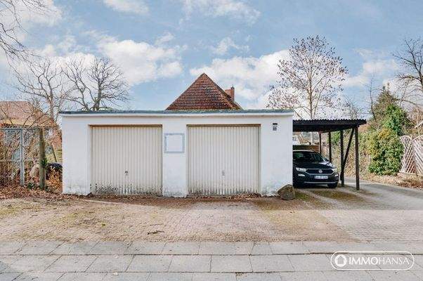 Straßenansicht Garage