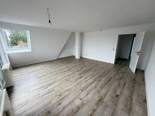 Zimmer mit Loggia.jpeg