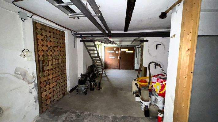 Keller/Garage