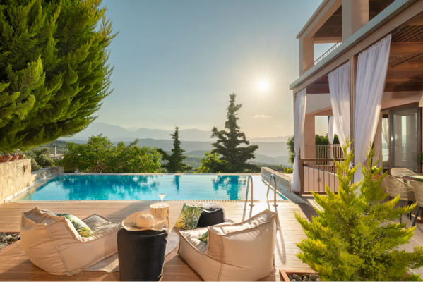 Kreta, Ag. Vlasios: Luxusvilla mit Swimmingpool zu verkaufen