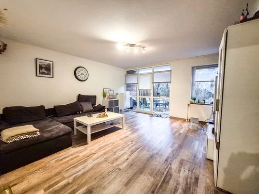 EG rechts Wihnzimmer