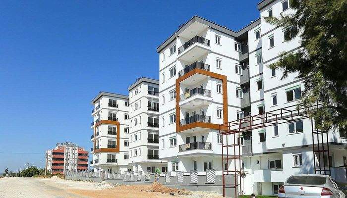 New Apartments with Balcony and Separate Kitchen in Antalya