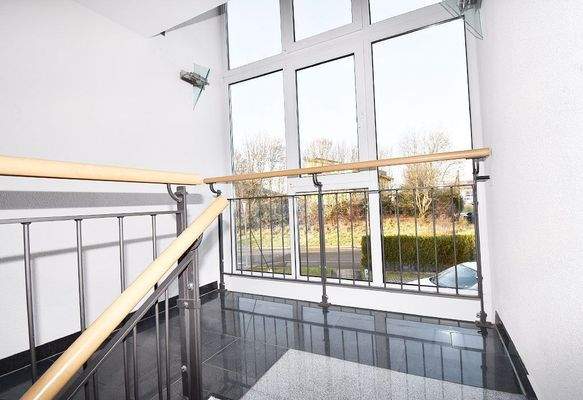 Extravagant mit Panoramaverglasung