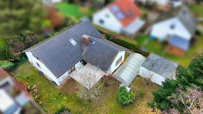 Dachansicht mit Garten