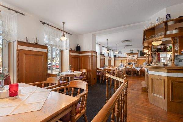 Der hochwertige Gastraum in der Villa Fröhlich