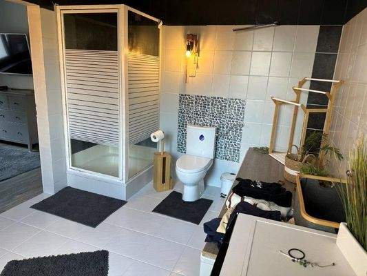 Nebenhaus Bad EG (2)