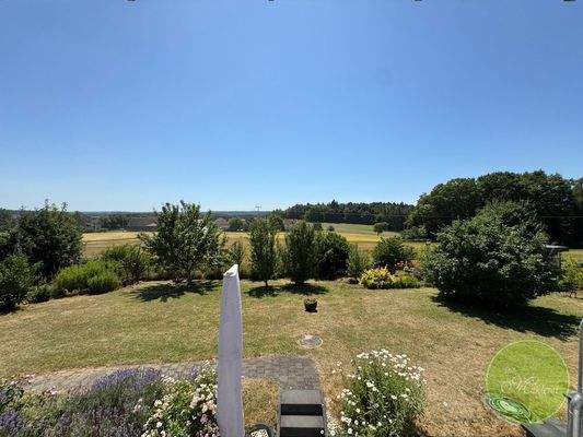 ... klasse Blick über die grüne Landschaft und ...