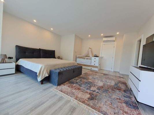 WhatsApp Image 2023-03-06 at 10.33.45 (1).jpeg