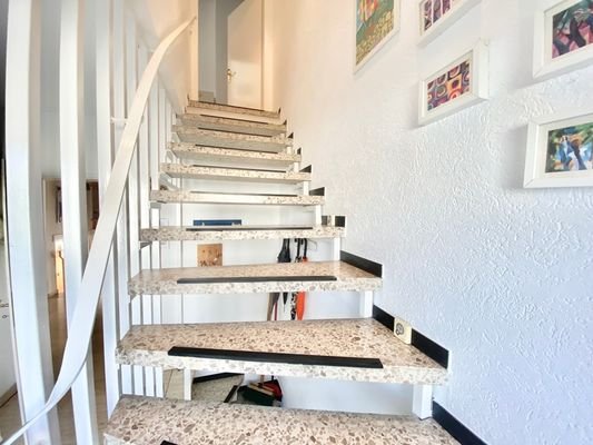 Treppe zur Atelierwohnung