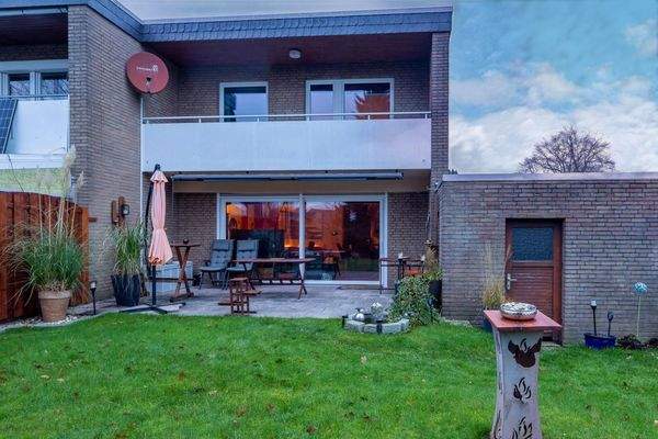 Haus mit Blick in den Garten