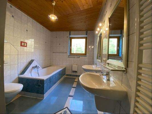 Obergeschoss - Badezimmer