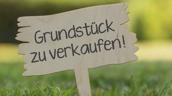 Grundstück