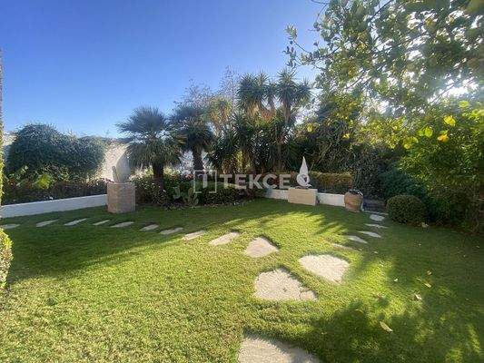 Sea View Detached House with Spacious Terrace in Bodrum