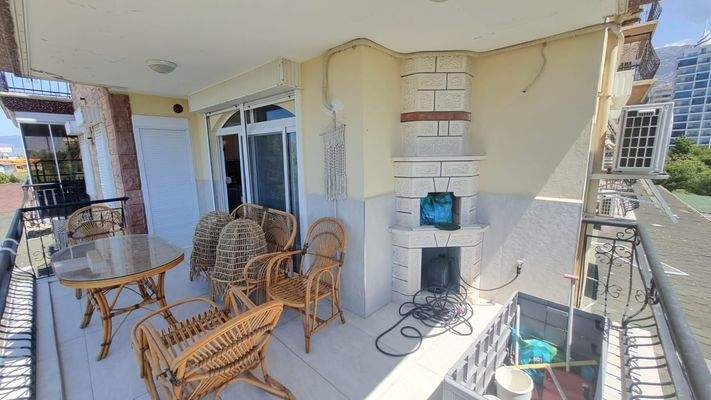 Balkon -1-