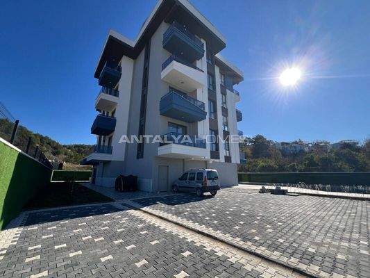 Elegant Properties 210 M from the Sea in Alanya