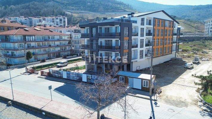 Sea-View Apartments in Yalova Next to the Beach in Çınarcık