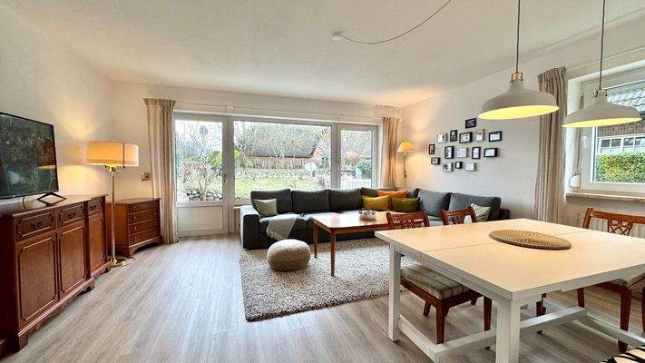 4. EG Wohnzimmer Foto 1