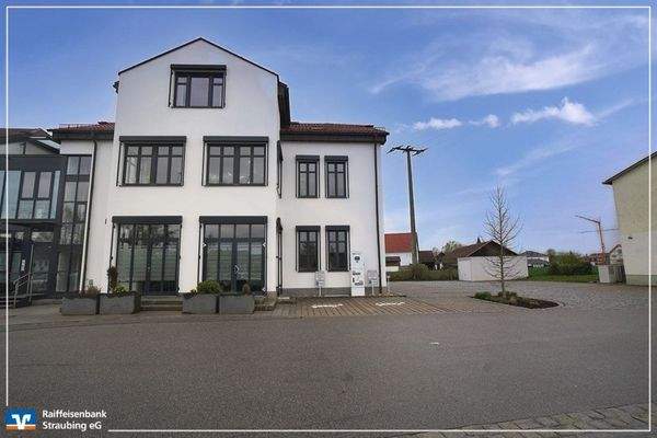 Gewerbeeinheit mit E-Ladesäule