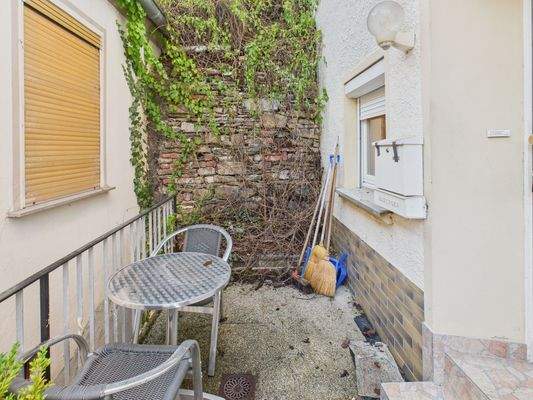 CAM01223G0-PR0174-STILL020