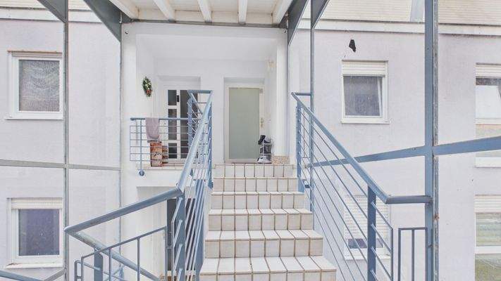 CAM04777G0-PR0044-STILL044