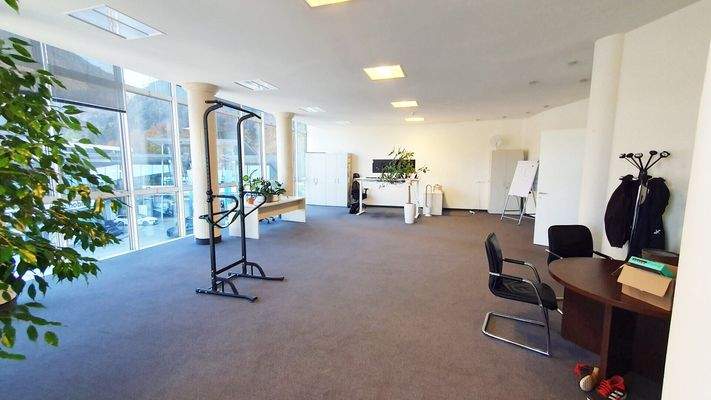 Büro OG 2, Großzügige Büroflächen in Kufstein zu mieten