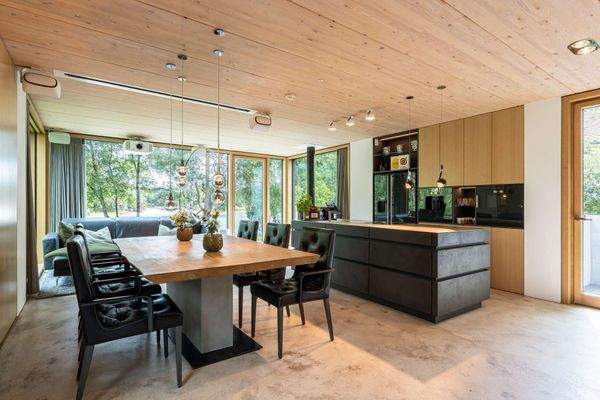 offener Wohn- und Essbereich