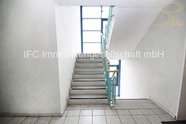 Treppenhaus im EG