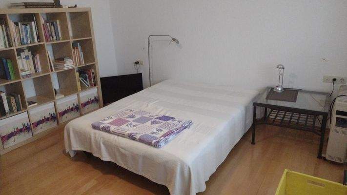 ein Schlafzimmer im EG