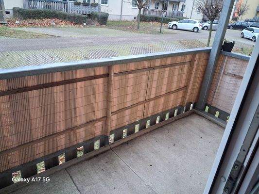 Balkon mit Blick ins Grüne