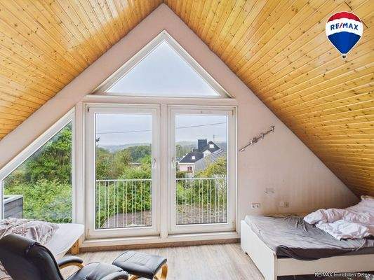 RE/MAX Immobilien DeLux Einfamilienhaus Wallerfangen-Oberlimberg Studio