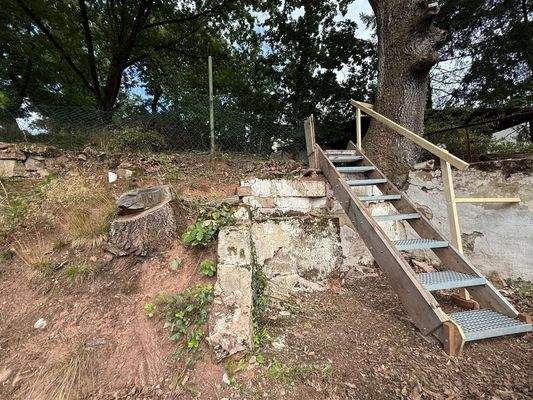 Zusätliches Grundstück von 1600 qm 