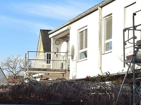 Seitenansicht mit Balkon