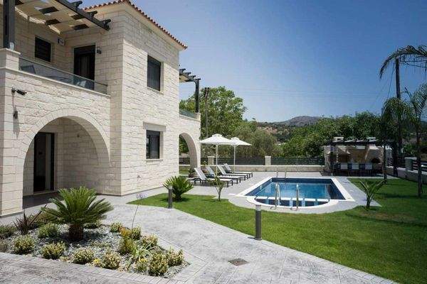 Stone Villa For Sale - Almirida A2 51.jpg