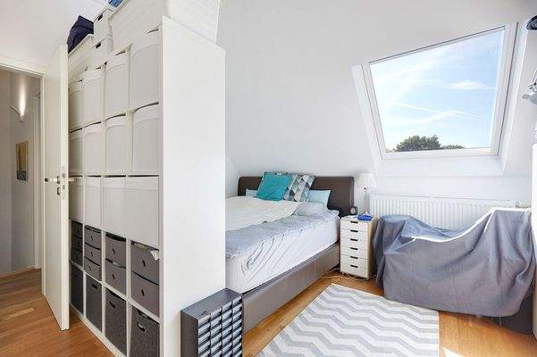 Ausgebauter Spitzboden - Gästezimmer / Homeoffice